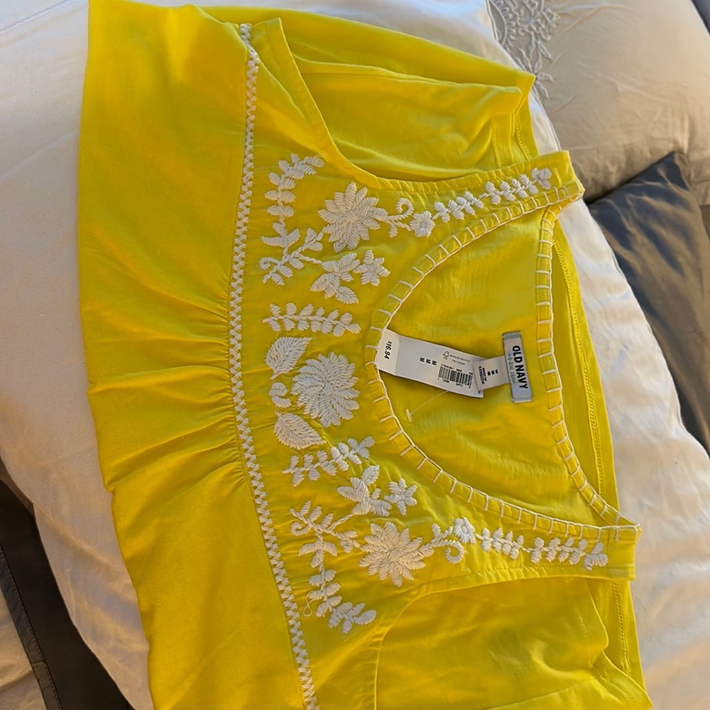 Cute short top!